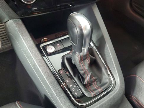 Used 2017 Volkswagen Jetta GLI image 19