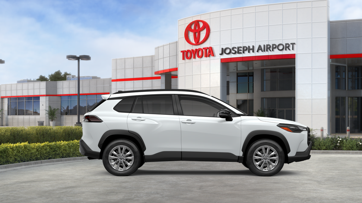 New 2026 Toyota Corolla Cross LE w/ Moonroof Package AWD/4WD image 57