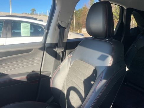 Used 2022 Ford Escape SEL w/ SEL Stealth AWD Package image 11