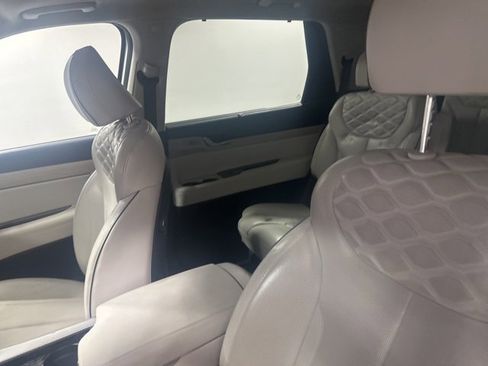 Used 2021 Hyundai Palisade Limited image 12