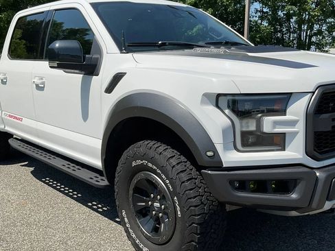 Used 2018 Ford F150 Raptor w/ Equipment Group 802A Luxury AWD/4WD image 9