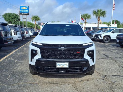 New 2026 Chevrolet Traverse RS w/ LPO, Floor Liner Package AWD/4WD image 15