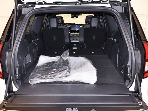 New 2026 Ford Expedition Max Platinum AWD/4WD image 44