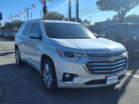 Used 2021 Chevrolet Traverse High Country image 20