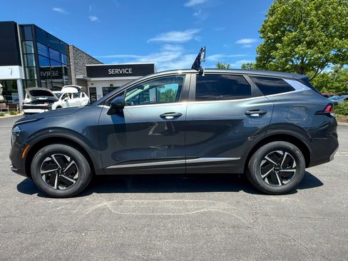 Certified 2025 Kia Sportage LX AWD/4WD image 10