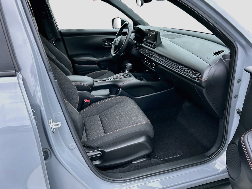 Certified 2024 Honda HR-V Sport image 26