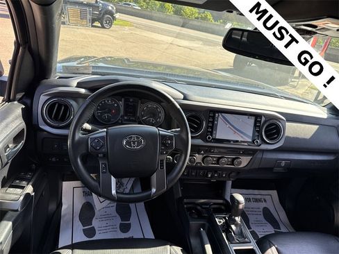 Used 2021 Toyota Tacoma TRD Off-Road image 13
