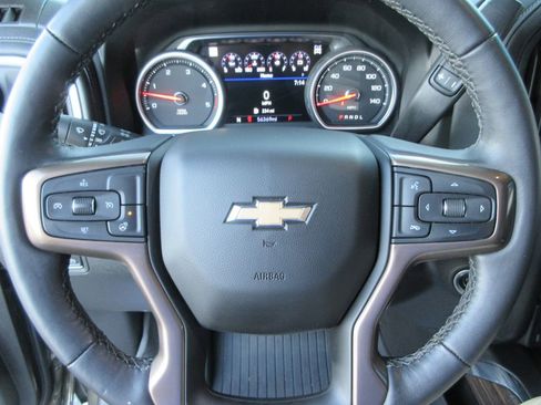 Certified 2022 Chevrolet Silverado 2500 High Country AWD/4WD image 31