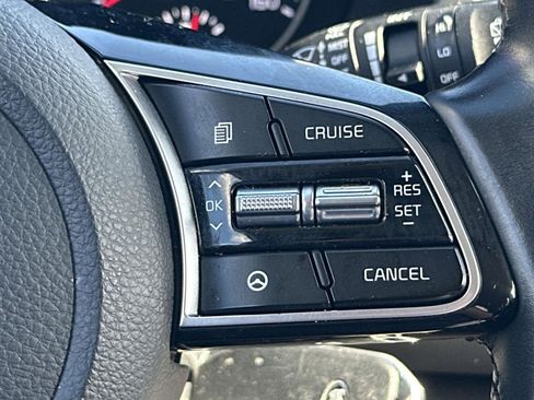 Used 2021 Kia Seltos S image 16