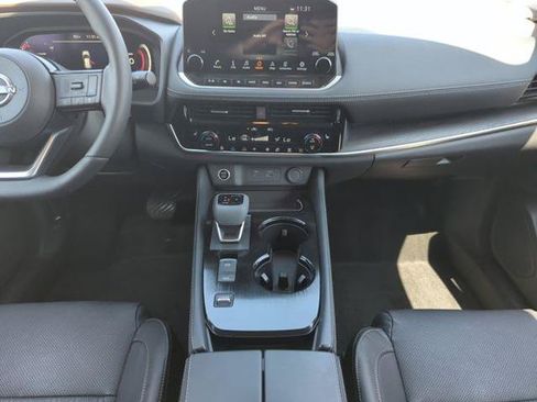 Certified 2023 Nissan Rogue Platinum w/ Platinum Premium Package FWD image 27