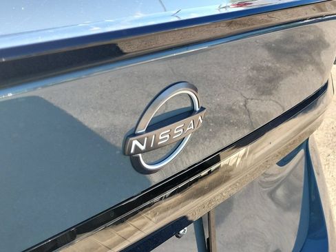 New 2026 Nissan Sentra SR w/ SR Premium Package FWD image 11