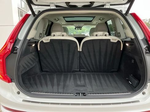 Certified 2023 Volvo XC90 B5 Core w/ Protection Package Premier AWD/4WD image 11
