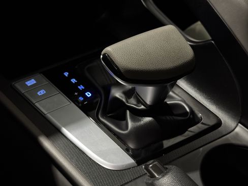 Used 2023 Hyundai Elantra SEL image 28