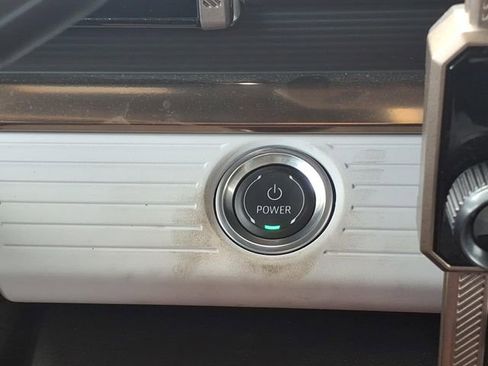 Used 2025 GMC Hummer EV 3X AWD/4WD image 9
