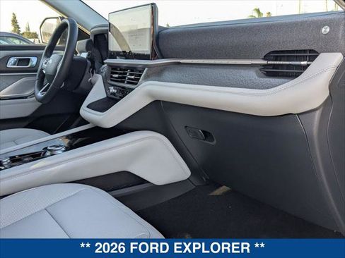 New 2026 Ford Explorer Platinum AWD/4WD image 21