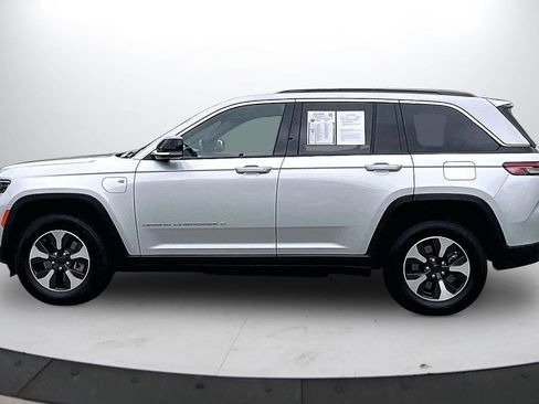 Used 2024 Jeep Grand Cherokee Limited 4xe AWD/4WD image 5