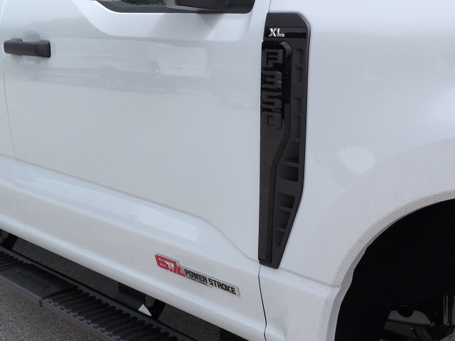 New 2027 Ford F350 XL w/ XL Chrome Package AWD/4WD image 12