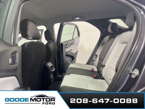 Used 2022 Chevrolet Equinox LS AWD/4WD image 19