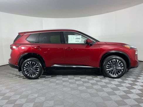 New 2026 Nissan Rogue Platinum AWD/4WD image 12