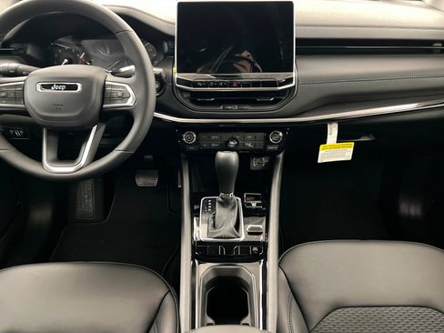 New 2026 Jeep Compass Latitude AWD/4WD image 13
