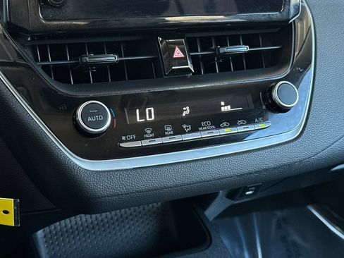 Used 2024 Toyota Corolla LE FWD image 17