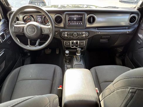 Used 2023 Jeep Wrangler Sport S image 19