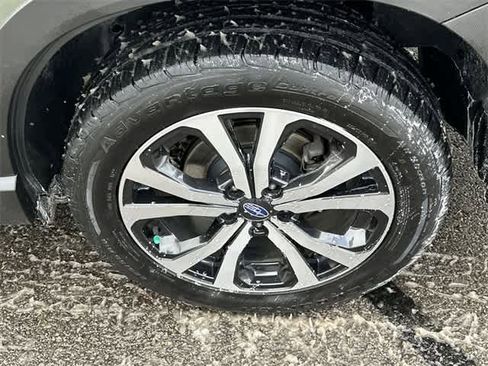 Used 2019 Subaru Forester Limited image 5