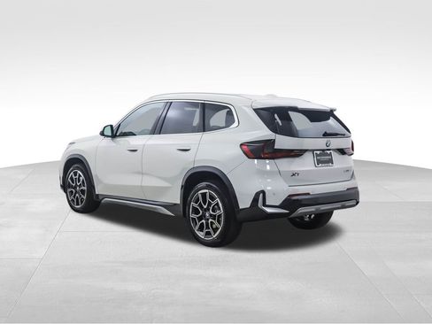 New 2026 BMW X1 xDrive28i w/ Convenience Package image 4