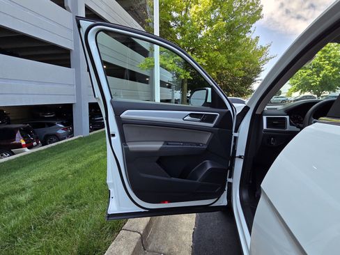 Certified 2021 Volkswagen Atlas S AWD/4WD image 13
