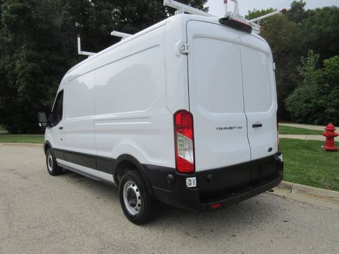 Used 2019 Ford Transit 250 148 Medium Roof RWD image 25