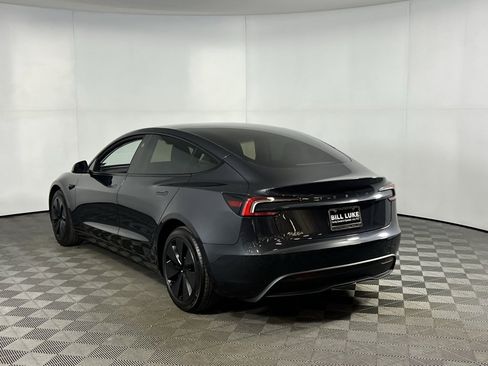 Used 2024 Tesla Model 3 Standard Range image 9