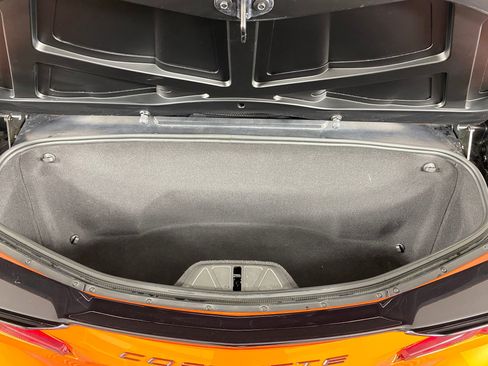 Used 2021 Chevrolet Corvette Stingray Preferred Conv w/ Z51 Performance Package image 27