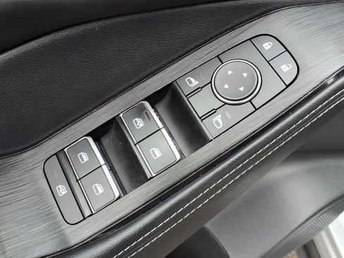 Used 2023 Nissan Rogue Platinum w/ Platinum Premium Package image 16