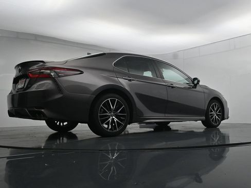 Used 2024 Toyota Camry SE FWD image 37
