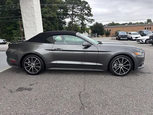 Used 2016 Ford Mustang Premium w/ Equipment Group 201A RWD image 20