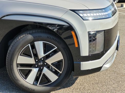 Certified 2026 Hyundai Ioniq 9 SEL image 16