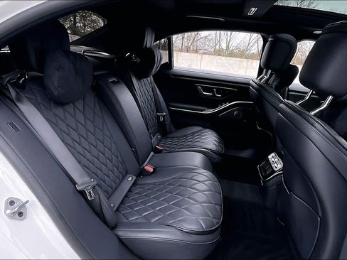 Used 2023 Mercedes-Benz S 580 4MATIC Sedan image 20