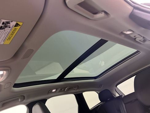 Certified 2025 Volvo XC60 B5 Core w/ Climate Package image 18