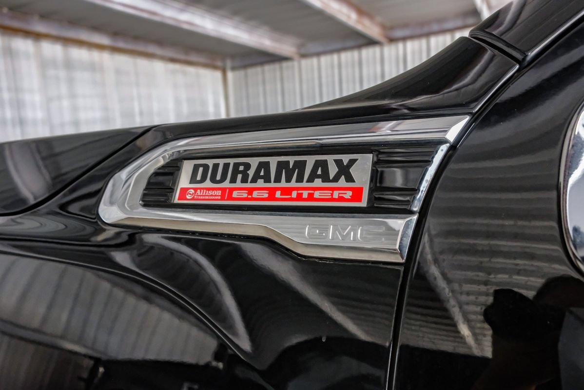 Used 2023 GMC Sierra 2500 Denali w/ Denali Black Diamond Edition AWD/4WD image 53