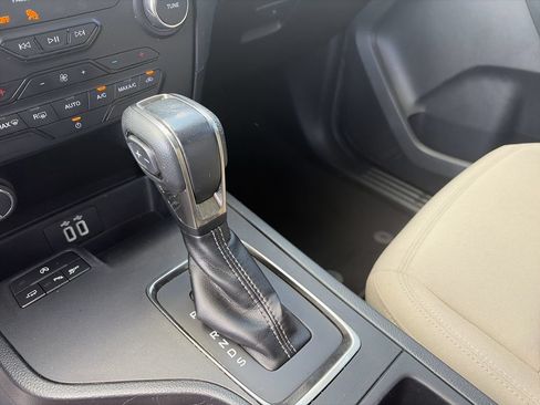 Used 2019 Ford Ranger XLT w/ Equipment Group 301A Mid RWD image 27