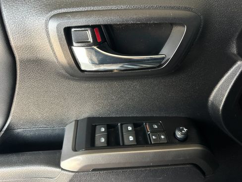 Used 2023 Toyota Tacoma TRD Pro AWD/4WD image 10