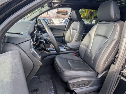 Used 2025 Audi Q7 2.0T Premium Plus w/ Premium Plus Package image 11