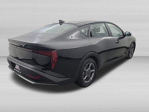 Used 2025 Kia K4 FWD image 4