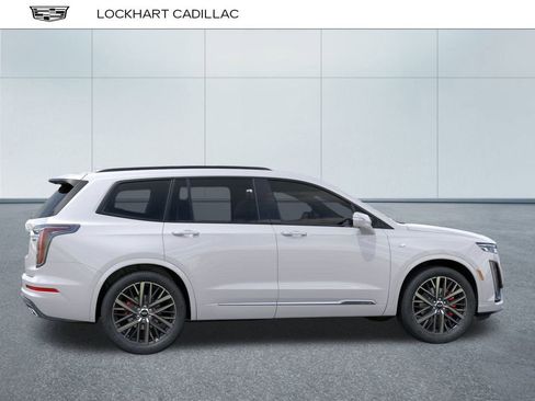 New 2025 Cadillac XT6 Sport w/ Technology Package image 5