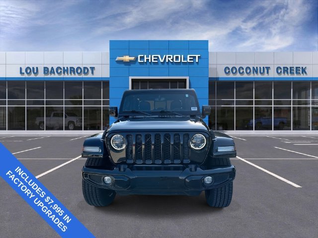 Used 2023 Jeep Gladiator Overland AWD/4WD image 3