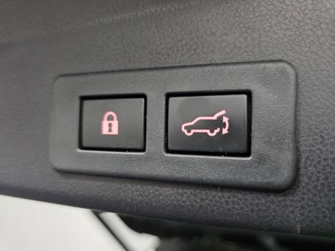 Used 2023 Subaru Ascent Limited w/ Technology Package AWD/4WD image 25