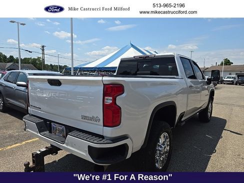 Used 2020 Chevrolet Silverado 3500 High Country AWD/4WD image 4