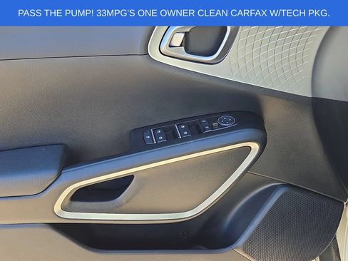 Used 2022 Kia Soul LX w/ Technology Package FWD image 12