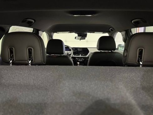 New 2026 Chevrolet Trax RS image 9