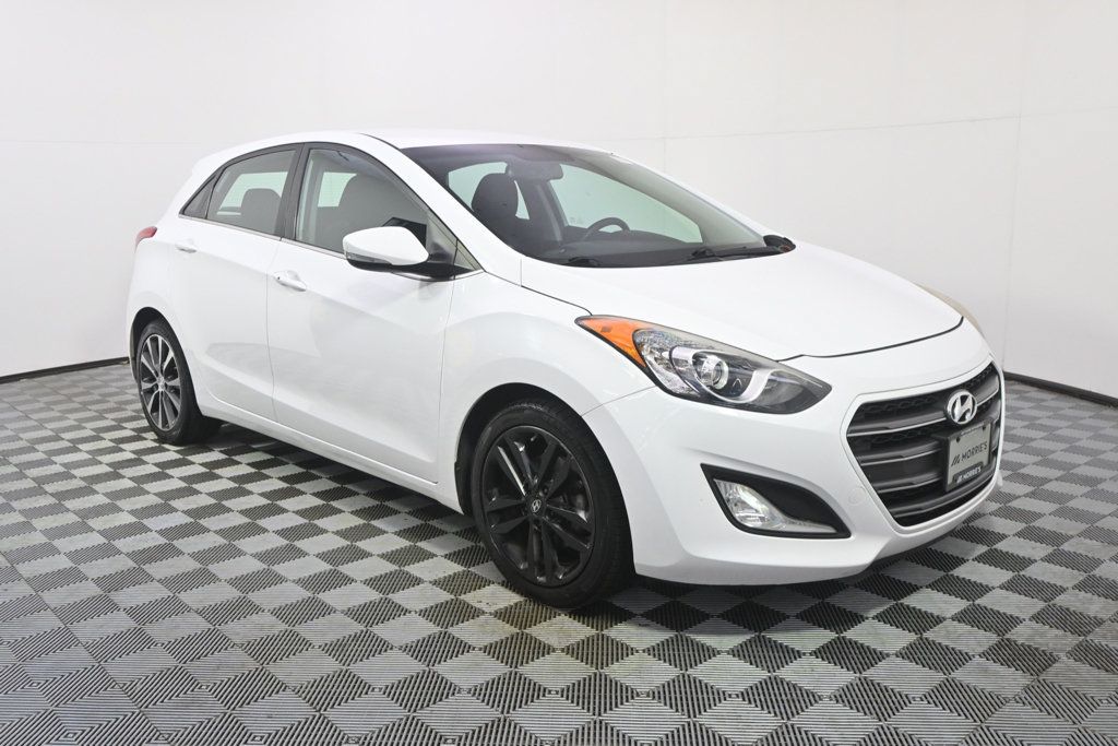 Used 2016 Hyundai Elantra GT w/ Option Group 02 FWD image 8
